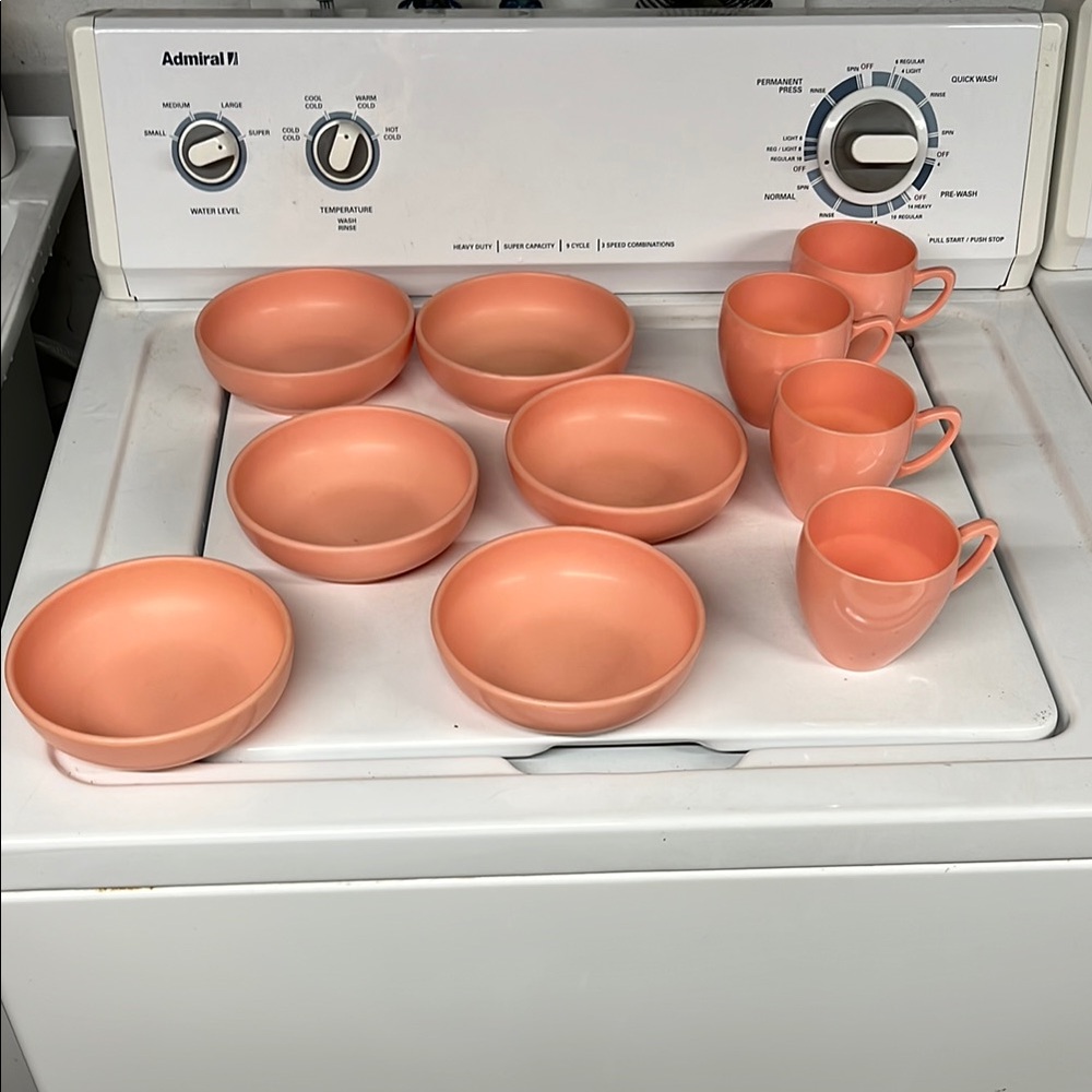 ▫️Vtg Melmac Mid Century Peachy Pink Dinnerware Set